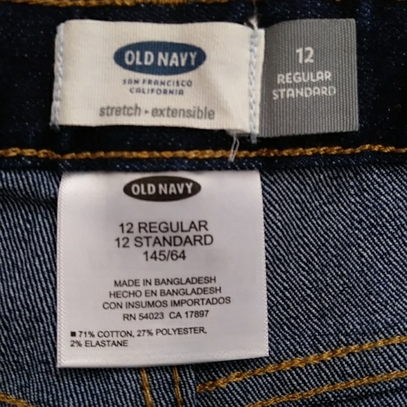 NEW Old Navy Mid-Length Stretch Extensible Denim Shorts Girls 12R Dark Wash - Picture 2 of 15